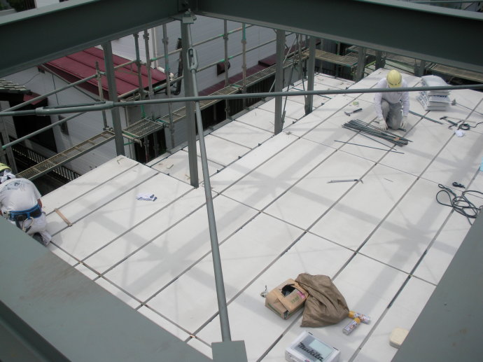 蒸壓加氣混凝土<a href='http://www.21daikuan.cn/cp/e/' target='_blank'><u>樓板</u></a>施工質(zhì)量標(biāo)準(zhǔn)